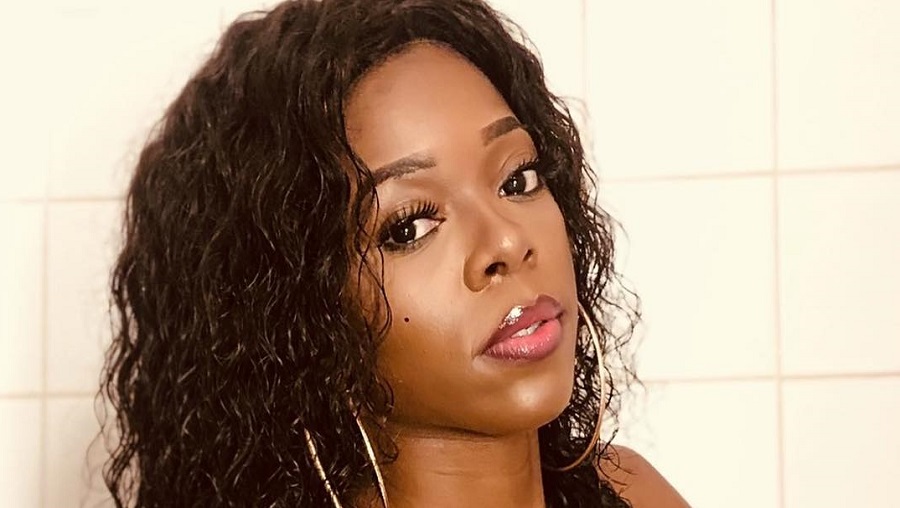 La comédienne Ruby agressée par une femme à Paris, elle s’explique