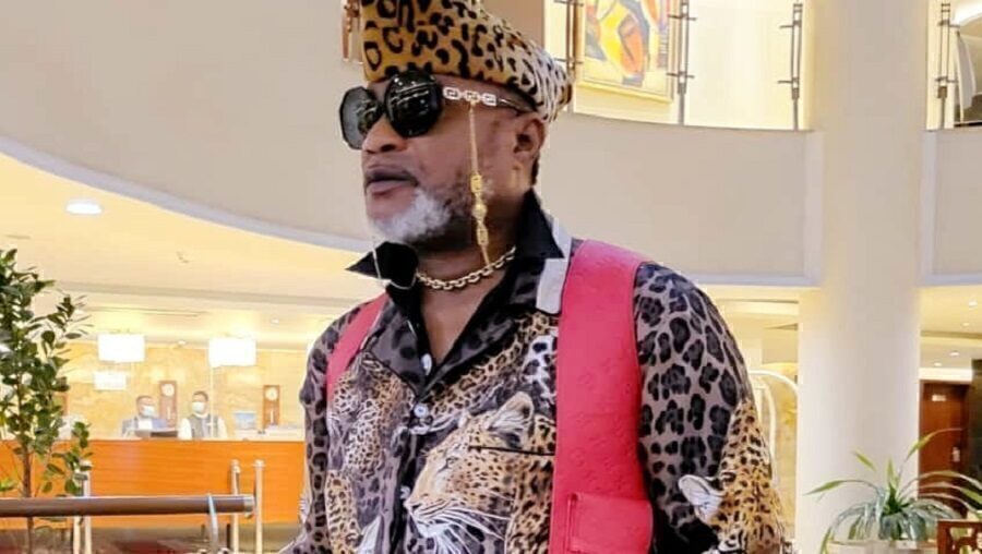 Musique: Koffi Olomidé rend hommage à Samuel Eto’o