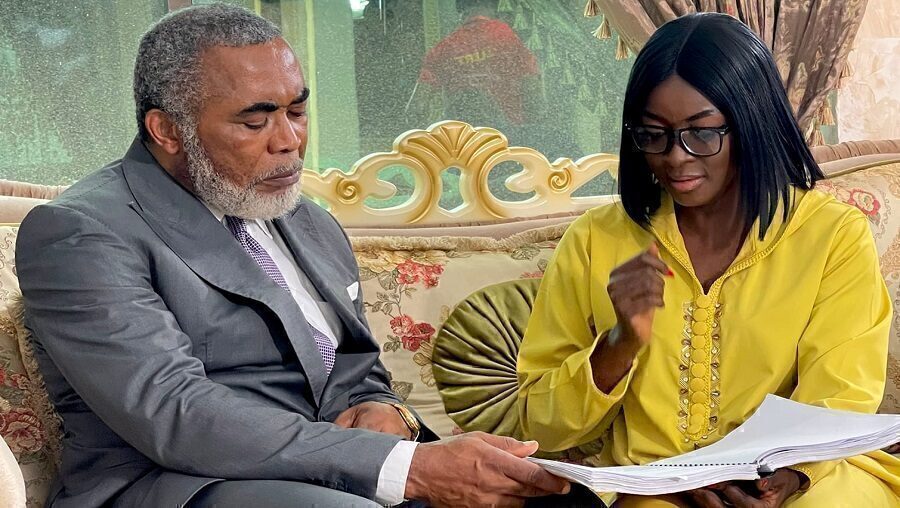 Nollywood lance des fleurs à Lucie Memba Bos