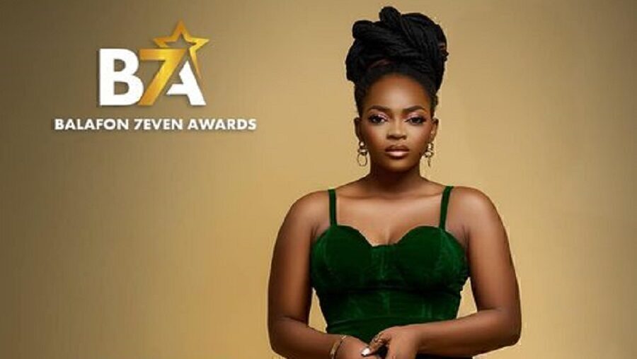 Lydol présentatrice des Balafon 7Even Awards